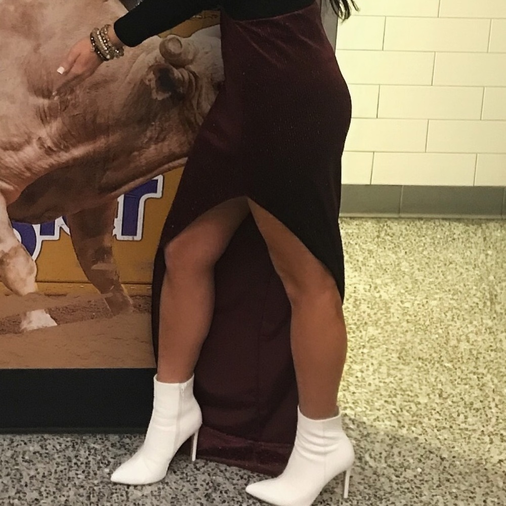 Asymmetrical Maroon shiny skirt
